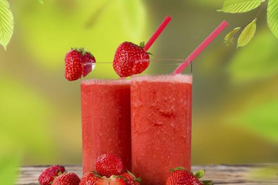 BATIDO DE FRESA EN AGUA