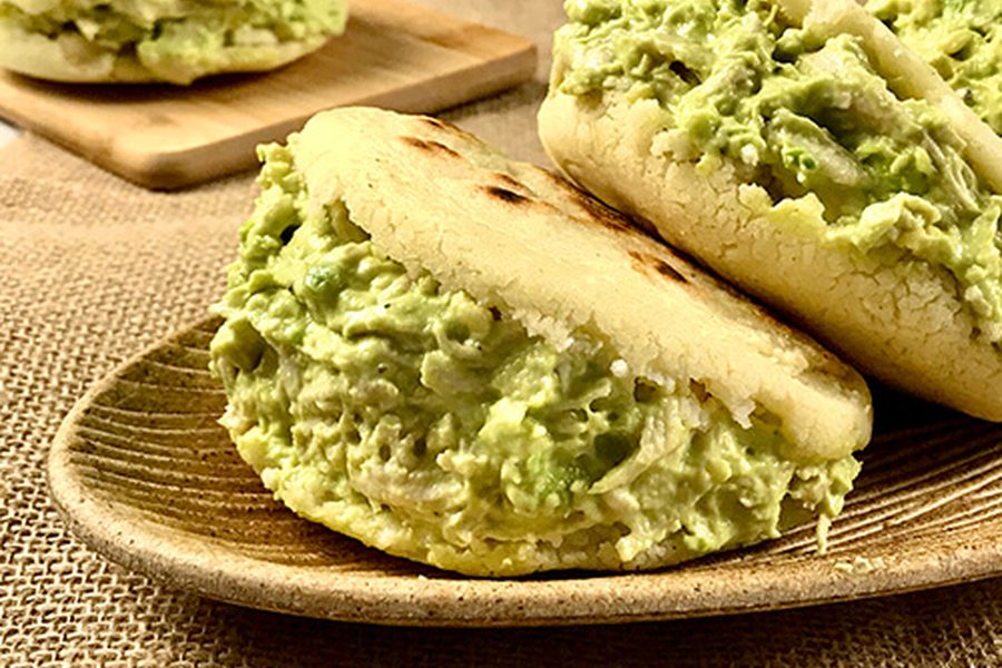AREPA REINAPEPIADA