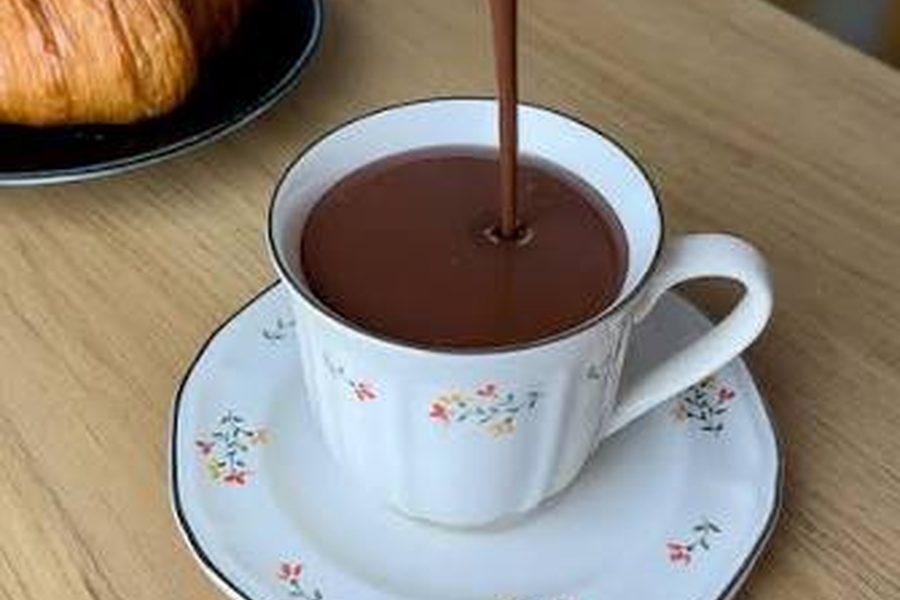 CHOCOLATE CALIENTE