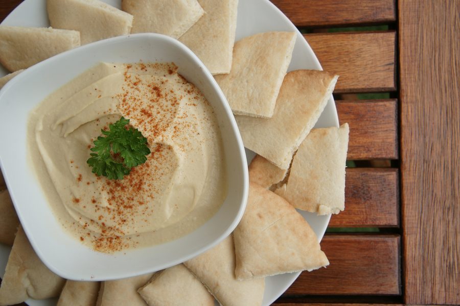 CREMA DE GARBANZO CON PAN ARABE
