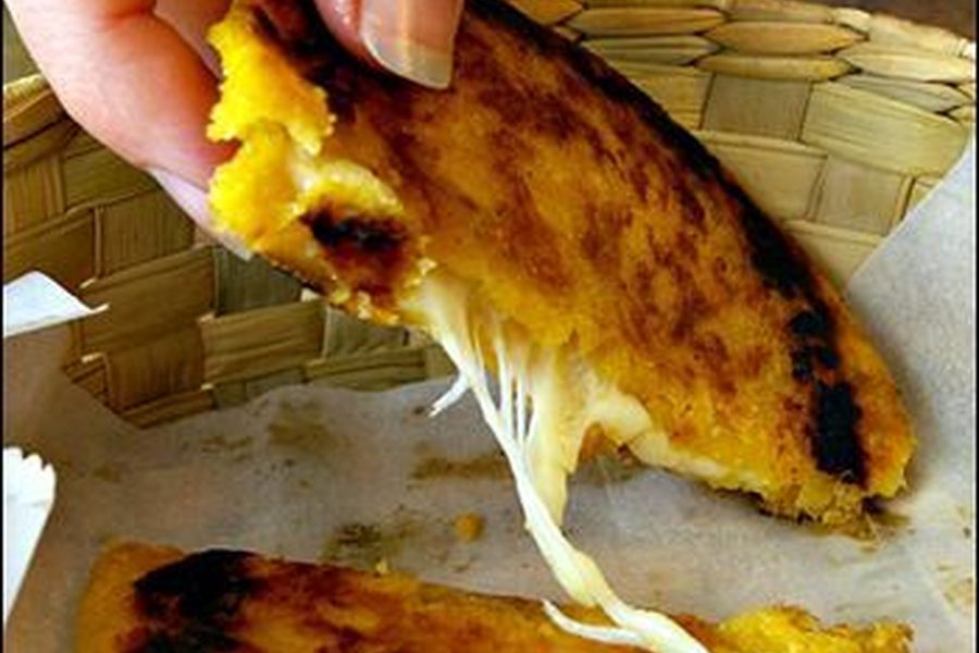 AREPA DE CHOCOLO
