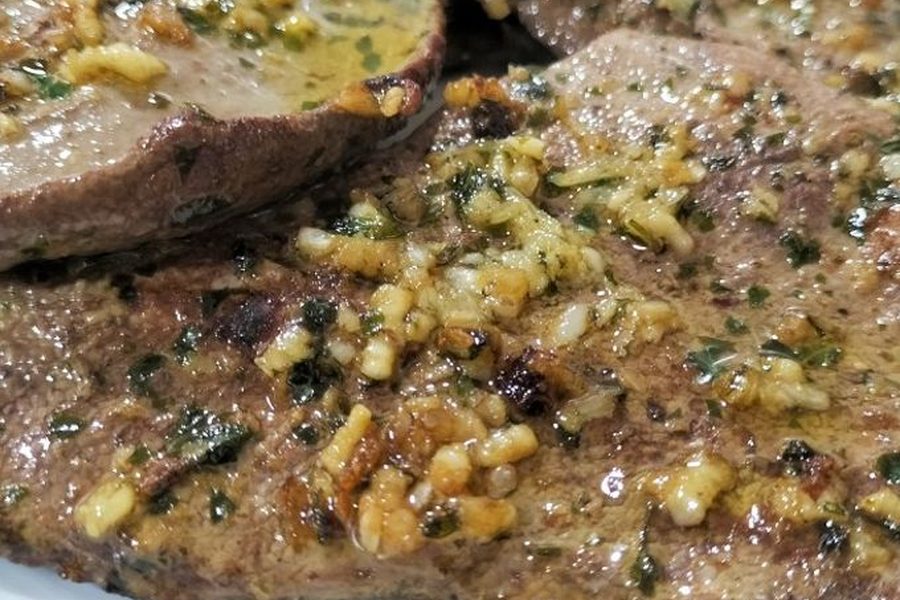 ALMUERZO HÍGADO A LA PLANCHA