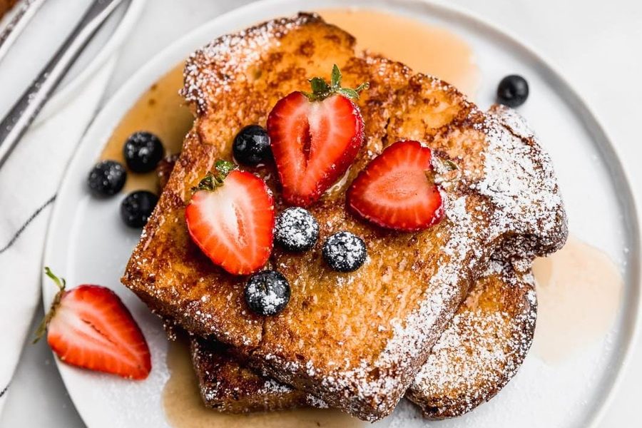 BERRY FRENCH TOAST